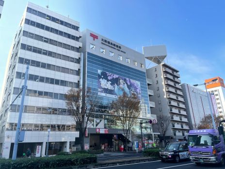 画像ギャラリー No.011のサムネイル画像 / 「原神」×日本郵便,綺良々の描き下ろしイラストを使ったオリジナルグッズを発売中。9局の郵便局に屋外広告も掲出