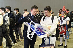 ���������꡼ No.006�Υ���ͥ������ / �ָ����פ�UGC�����ȶ����ž�ѡ��峤���¤��ָ�����FES�פǥ����С������к�����ƥ�Ĥ����