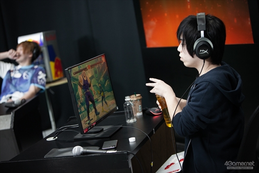 画像ギャラリー No.009のサムネイル画像 / 板橋ザンギエフ選手が盟友対決を制し戴冠。「TOPANGA CHAMPIONSHIP Season2」フォトレポートをお届け