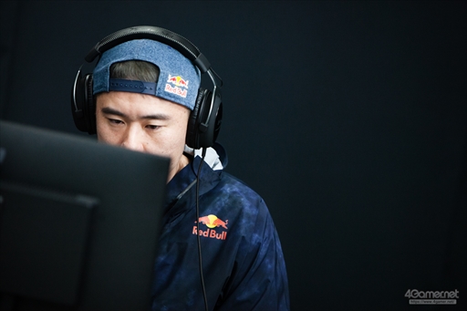 画像ギャラリー No.013のサムネイル画像 / 板橋ザンギエフ選手が盟友対決を制し戴冠。「TOPANGA CHAMPIONSHIP Season2」フォトレポートをお届け