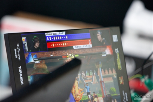 画像ギャラリー No.017のサムネイル画像 / 板橋ザンギエフ選手が盟友対決を制し戴冠。「TOPANGA CHAMPIONSHIP Season2」フォトレポートをお届け