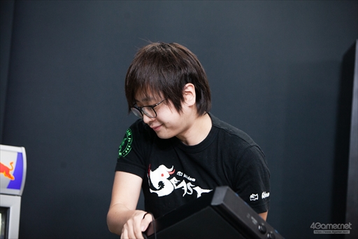 画像ギャラリー No.018のサムネイル画像 / 板橋ザンギエフ選手が盟友対決を制し戴冠。「TOPANGA CHAMPIONSHIP Season2」フォトレポートをお届け