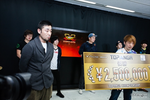 画像ギャラリー No.046のサムネイル画像 / 板橋ザンギエフ選手が盟友対決を制し戴冠。「TOPANGA CHAMPIONSHIP Season2」フォトレポートをお届け