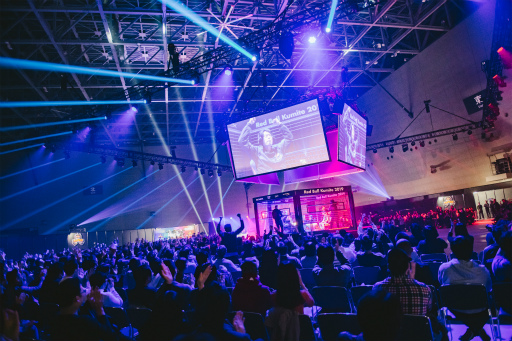 ���������꡼ No.002�Υ���ͥ������ / ����V CE������Red Bull Kumite London�פ���5��22�����鳫��