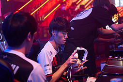 ꡼ No.058 | eݡйšRed Bull 5G 2022 FINALS׸ϴݡ