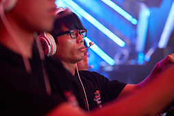 ꡼ No.073 | eݡйšRed Bull 5G 2022 FINALS׸ϴݡ