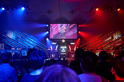 ꡼ No.110 | eݡйšRed Bull 5G 2022 FINALS׸ϴݡ