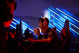 ꡼ No.116 | eݡйšRed Bull 5G 2022 FINALS׸ϴݡ