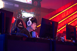 ꡼ No.118 | eݡйšRed Bull 5G 2022 FINALS׸ϴݡ