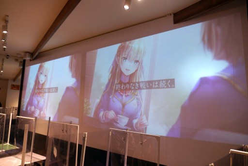 画像ギャラリー No.006のサムネイル画像 / 「ヘブンバーンズレッド」のコラボカフェが期間限定オープン。あの“刀削麺”や“プレリオン溶液”が実食できたメディア体験会レポート