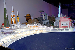 画像ギャラリー No.011のサムネイル画像 / 約2.5cmのミニチュアサイズになったセラフ部隊を見つけ出せ！　「ヘブバン」×「スモールワールズ」コラボレポート