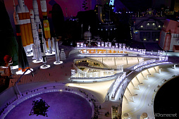 画像ギャラリー No.012のサムネイル画像 / 約2.5cmのミニチュアサイズになったセラフ部隊を見つけ出せ！　「ヘブバン」×「スモールワールズ」コラボレポート