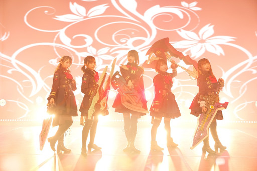 画像ギャラリー No.004のサムネイル画像 / 「アサルトリリィ」,ミニトーク&ライブ“#リリィ向上会議”の開催報告が公開に