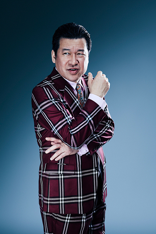 画像ギャラリー No.001のサムネイル画像 / 実写ゲーム「Death Come True」に佐藤二朗さんが出演。自由奔放なトークで人気のニュースキャスター「ミノウケンイチ」役