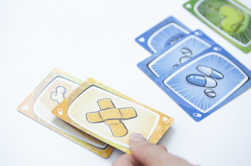 画像ギャラリー No.004のサムネイル画像 / カードゲーム「VSウイルス!」が世界累計販売100万個を突破