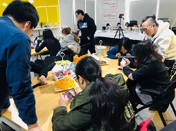 画像ギャラリー No.023のサムネイル画像 / 【PR】「イリュージョンコネクト」で描かれる夢が絡み合うパラレルワールドとは。4Gamerコラボスキンの情報もチェック!