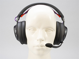 画像ギャラリー No.005のサムネイル画像 / 妥協せずいい音でゲームを楽しむなら「JBL Quantum 950 Wireless」が一押し。フラグシップらしい機能全盛りのワイヤレスヘッドセット【PR】