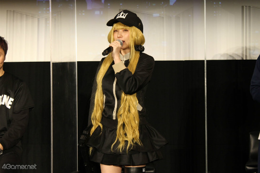 画像ギャラリー No.010のサムネイル画像 / TVアニメ「トライブナイン」完成披露会をレポート。制作陣&キャストが野球であって野球ではない“エクストリームベースボール”を語る