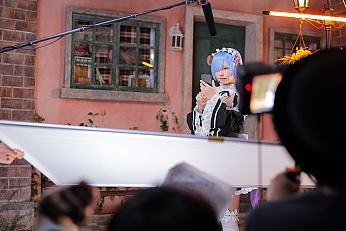 ���������꡼ No.002�Υ���ͥ������ / �֥ꥼ�����ס�WebCM���Ƥ˻��ä��������ץ쥤�䡼�Ȥ��ʤ��ɤ���ؤΥ��󥿥ӥ塼������