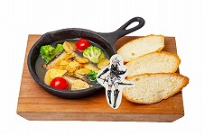 ���������꡼ No.040�Υ���ͥ������ / ��������ո���SQUARE ENIX CAFE�ס��Ǹ�δ�衣��NieR�ץ��꡼���ȤΥ���ܥ��ե���2��1�����鳫�Ťء����ڡ�����ͽ����դ���������