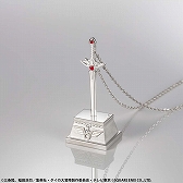 画像ギャラリー No.004のサムネイル画像 / 「ドラゴンクエスト ダイの大冒険」よりダイの剣をモチーフにしたシルバーネックレスが発売決定。予約受付中