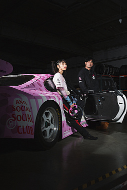画像ギャラリー No.007のサムネイル画像 / 「グランツーリスモ7」,ストリートウェアブランド“ANTI SOCIAL SOCIAL CLUB”とのコラボを実施。オリジナルリバリーのスープラが登場