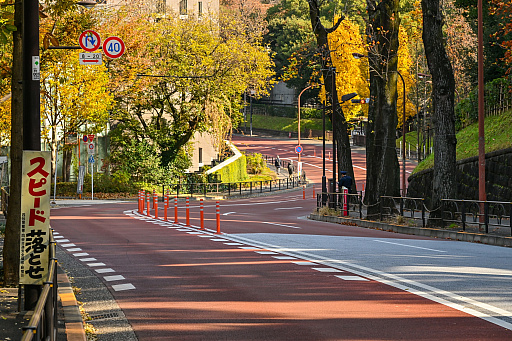 画像ギャラリー No.010のサムネイル画像 / グランツーリスモの名コース「東京・ルート246」を歩く。20年前リリースのGT4から変わった場所,変わらない場所,そしてこれから変わる場所