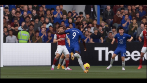 画像ギャラリー No.064のサムネイル画像 / 同一タイトルのPS5版とPS4版で,グラフィックスの違いを調べてみよう。3つのゲームで,空想世界,現実世界,人の描写を比べてみた