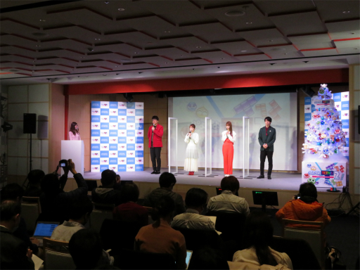 画像ギャラリー No.001のサムネイル画像 / 「ぷよぷよテトリス2」CM発表会レポート。川栄李奈さん,高野 洸さん,生見愛瑠さん,古坂大魔王さんの4人が対戦の楽しさをアピール