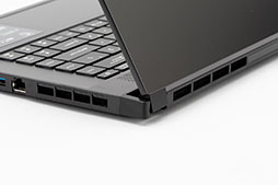 画像ギャラリー No.014のサムネイル画像 / NVIDIAのノートPC向け新型GPU「GeForce RTX 3080」の実力を検証してみた。デスクトップ向けRTX 2070 SUPERを上回る性能を確認