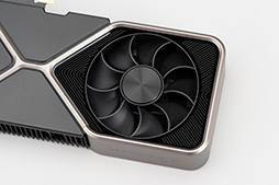 画像集#014のサムネイル/「GeForce RTX 3080 Ti Founders Edition」レビュー。ゲーマー向け最強GPUはGeForce RTX 3090にどこまで迫れるのか