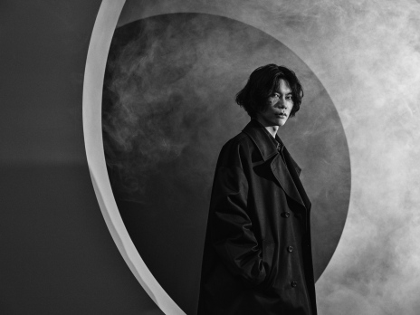 ���������꡼ No.012�Υ���ͥ������ / ���Ÿ��դ��󤬲Τ��ַ�򸫤Ƥ����פΥ�󥳡��饹���Ͽ����FINAL FANTASY XVI�פΥơ��ޥ��󥰥ȥ쥤�顼������������