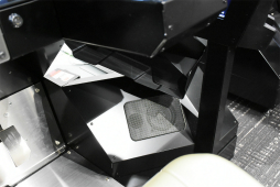 画像ギャラリー No.019のサムネイル画像 / 「機動戦士ガンダム 戦場の絆II」試遊レポート&プロデューサーインタビュー。開放型の新筐体で,MSによる迫力のバトルが展開