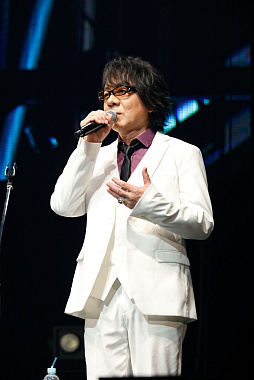 画像ギャラリー No.006のサムネイル画像 / 「バディミッション BOND 大抗争! ミカグラカップ」夜の部レポート。座談会トークが見られるプレミアム視聴券は10月2日まで販売中