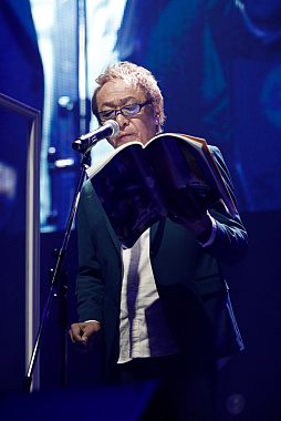 画像ギャラリー No.007のサムネイル画像 / 「バディミッション BOND 大抗争! ミカグラカップ」夜の部レポート。座談会トークが見られるプレミアム視聴券は10月2日まで販売中