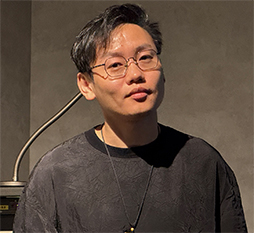 ²èÁü¥®¥ã¥é¥ê¡¼ No.008¤Î¥µ¥à¥Í¥¤¥ë²èÁü / ¥æ¥Ë¡¼¥¯¤ÊÊÑ·Áµ¡¹½¤òÈ÷¤¨¤¿2²èÌÌÅëºÜAndroid¥²¡¼¥àµ¡¡ÖSUGAR 1¡×¤ÎͽÌó¼õÉÕ¤¬¥¹¥¿¡¼¥È