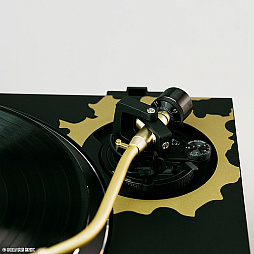 画像ギャラリー No.005のサムネイル画像 / 「ファイナルファンタジーXIV」デザインのレコード用ターンテーブル「FFXIV-SQ-1500」,予約受付がスタート。価格は18万7000円