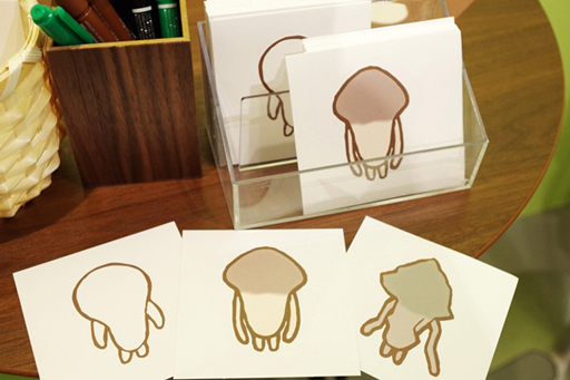 画像ギャラリー No.014のサムネイル画像 / んふんふ。10周年の「大なめこ展」開幕レポート。SEIKINさん&なめ先生に,1101種のなめこも大集結