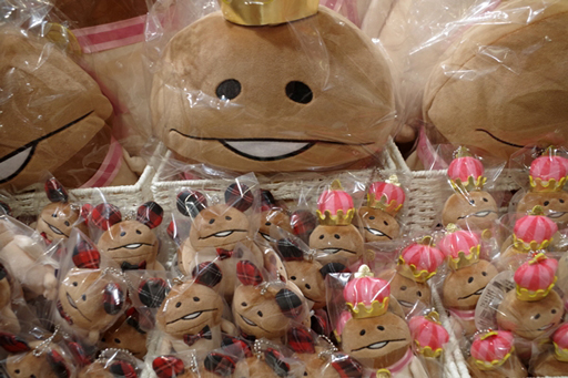 画像ギャラリー No.025のサムネイル画像 / んふんふ。10周年の「大なめこ展」開幕レポート。SEIKINさん&なめ先生に,1101種のなめこも大集結