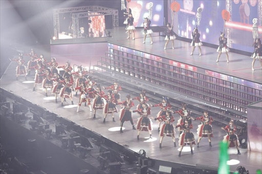 画像ギャラリー No.021のサムネイル画像 / 「ウマ娘」5th EVENT 第3公演DAY1をレポート。TVアニメ第3期の流れをソロ曲で追いかけ,最後には最終話バージョンの衣装も披露