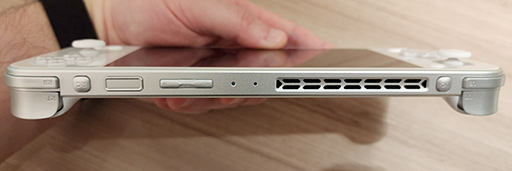 画像ギャラリー No.005のサムネイル画像 / Switchよりも軽い約350gのAndroidゲーム機「AYANEO Pocket S」が7月上旬発売。ハイエンドスマホ並みのスペックで約9万円から