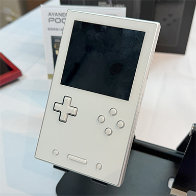 ���������꡼ No.001�Υ���ͥ������ / ������ܡ������Τ������ʽķ�Android�����ൡ��AYANEO Pocket VERT�פι���ͽ�󤬥�������