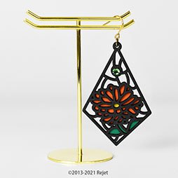 画像ギャラリー No.007のサムネイル画像 / 「剣が君」の紙ピアスが受注開始