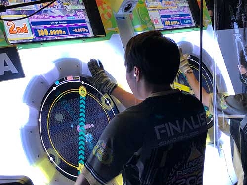 画像ギャラリー No.003のサムネイル画像 / セガの音楽ゲーム公式大会「KING of Performai 2020」決勝レポートが公開