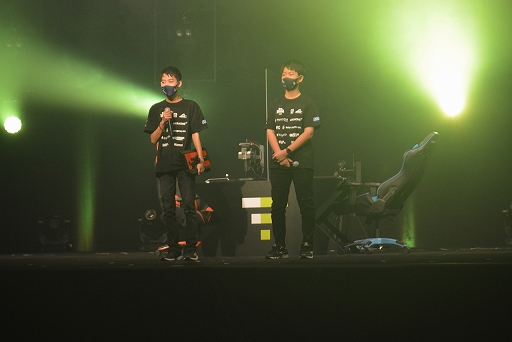 画像ギャラリー No.003のサムネイル画像 / 「VIRTUA FIGHTER esports CHALLENGE CUP SEASON_0 FINAL」レポート。栄えある舞台で2人の新たなスタープレイヤーが誕生