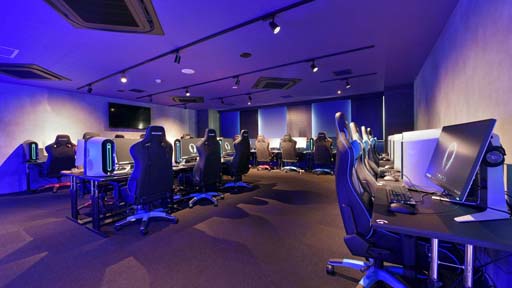 画像ギャラリー No.011のサムネイル画像 / 「Virtua Fighter esports」,“オン/オフ参加型!セガ公式組手DOJO #4 in KOBE”を12月11日16:00から配信