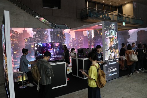 ���������꡼ No.002�Υ���ͥ������ / �Υץ쥤��ݡϥ顼��󲰤���Ϥ�륵���С��ѥ����衣��Nivalis���θ��ǤΥܥ����륢���Ȥ�ɽ�����줿���򻶺����Ƥߤ�