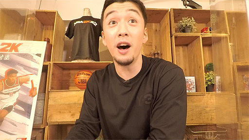 画像ギャラリー No.002のサムネイル画像 / 「NBA 2K22」,動画企画の第2弾(前編)を公開。クイズ対決で田渡 凌選手,渡辺早織さん,JUNJUNさんがバトル