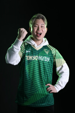 画像ギャラリー No.002のサムネイル画像 / 東京ヴェルディeスポーツ,Takaki選手が世界大会へ出場