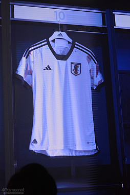 画像ギャラリー No.023のサムネイル画像 / 「eFootball 2023」に日本代表の最新ユニフォームを着用した選手たちが登場。久保建英選手がリモートで出演した発表会の現地レポートをお届け